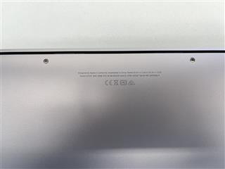 APPLE MACBOOK AIR A2337